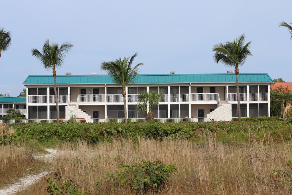 Sanibel Arms West Hotel Exterior photo