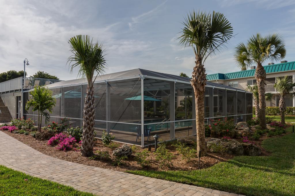 Sanibel Arms West Hotel Exterior photo